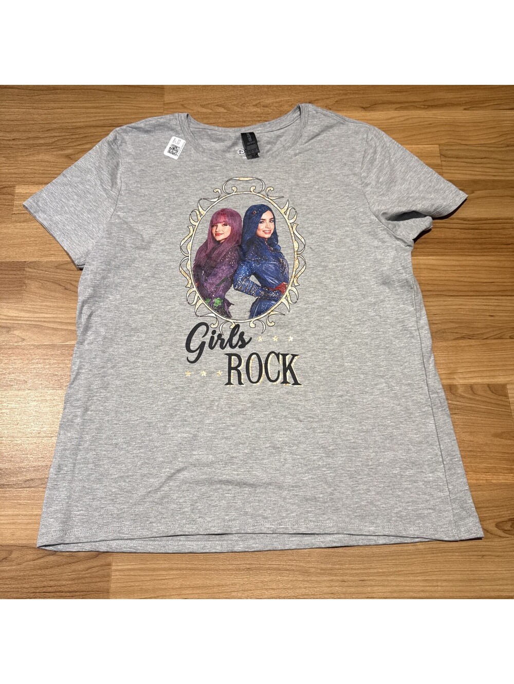 Disney Descendants - Gray Shirt - Female  - L  Girls Rock